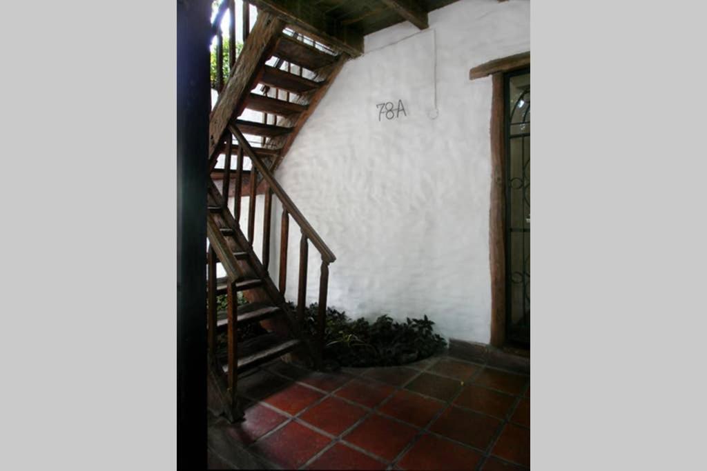 Casa Colonial En Salta Nueva Y Antigua Lägenhet Exteriör bild